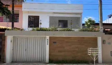 Casa para venda possui 227 metros quadrados com 4 quartos em Iputinga - Recife - PE