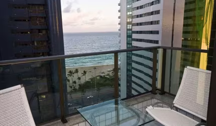 Apartamento no PINA | 126m² | 4 quartos | varanda com vista mar | 40m da praia | 2 vagas.