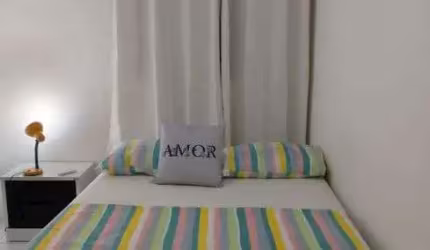 Apartamento para aluguel possui 65 metros quadrados com 2 quartos em Pina - Recife - PE