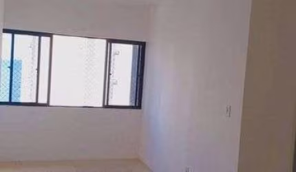 Apartamento para aluguel possui 58 metros quadrados com 2 quartos em Boa Viagem - Recife - PE