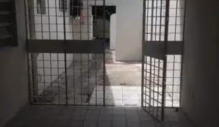 casa no bairro do cordeiro