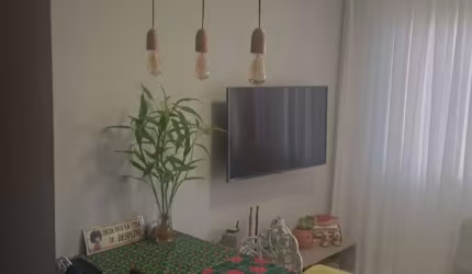lindo flat em casa amarela