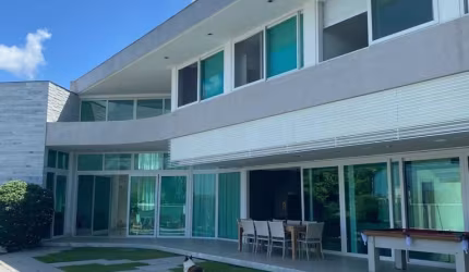 Maravilhosa Casa no Condomínio Alphaville Francisco Brennand à venda