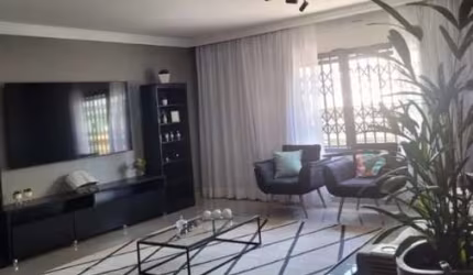 Casa com 2 quartos à venda na Rua Barão do Serro Largo, 405, Vila Regente Feijó, São Paulo por R$ 1.000.000