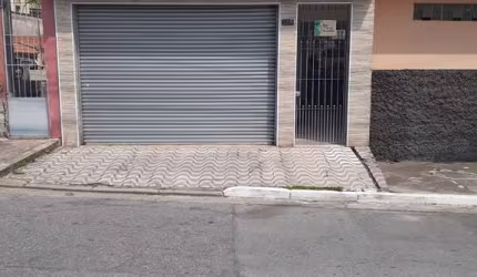Casa com 3 quartos à venda na Rua Benedito Otoni, 388, Vila Ré, São Paulo por R$ 636.000