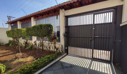 Casa com 4 quartos à venda na Alameda dos Araés, 1559, Planalto Paulista, São Paulo por R$ 1.900.000