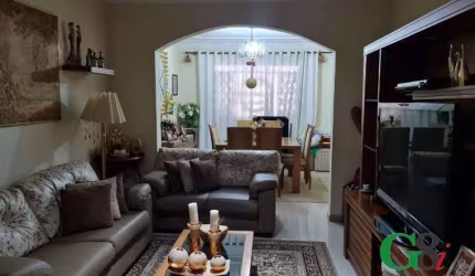 Casa com 6 quartos à venda na Avenida Dom Pedro I, 581, Vila Monumento, São Paulo por R$ 1.195.000