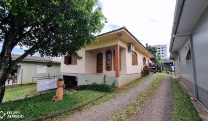 Casa 3 dormitórios à venda Centro Dois Irmãos/RS