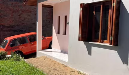 Casa 2 dormitórios à venda Petrópolis Novo Hamburgo/RS