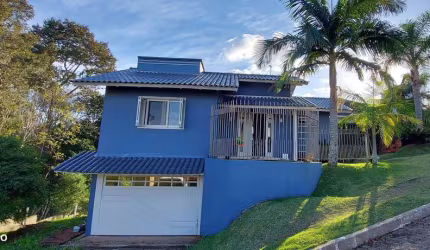 Casa 02 dormitórios, bairro Vila Rosa em Dois Irmãos, RS.