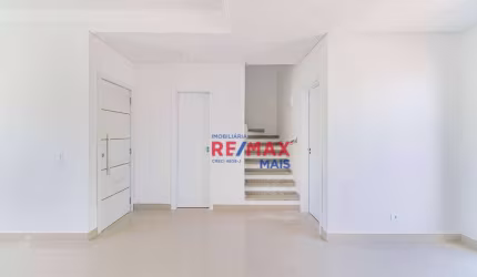 Sobrado PRONTO PRA MORAR com 3 quartos à venda, 102 m² por R$ 509.000 - Uberaba - Curitiba/PR