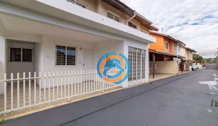 Sobrado com 3 dormitórios à venda  - Boqueirão - Curitiba/PR