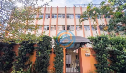 Apartamento com 2 dormitórios à venda no centro do bairro Ahú - Curitiba/PR