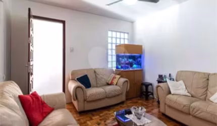 Casa térrea com 3 quartos à venda em Campininha - SP