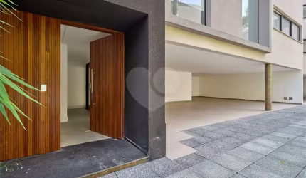 Condomínio com 4 quartos à venda em Jardim Cordeiro - SP