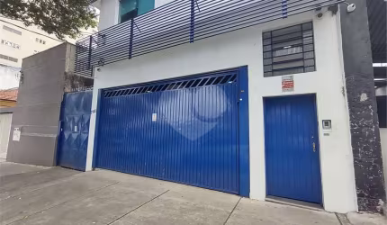Galpão à venda em Santo Amaro - SP