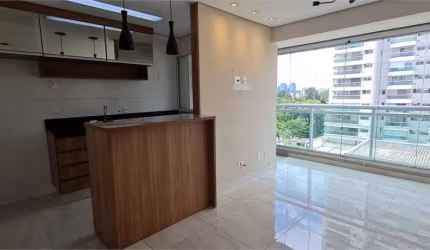 Apartamento com 2 quartos à venda ou para locação em Santo Amaro - SP