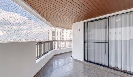 Apartamento com 4 quartos à venda ou para locação em Santo Amaro - SP