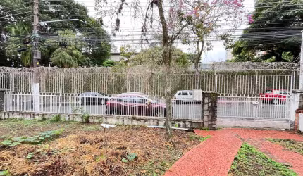 Casa térrea com 3 quartos à venda ou para locação em Santo Amaro - SP