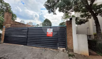Terreno à venda ou para locação em Várzea De Baixo - SP