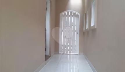 Sobrado com 4 quartos à venda em Jardim Umuarama - SP