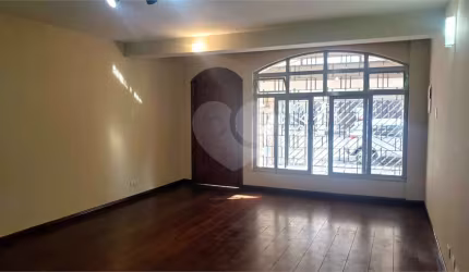 Sobrado com 3 quartos à venda em Vila Cordeiro - SP