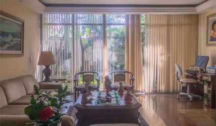 Casa com 3 quartos à venda em Granja Julieta - SP