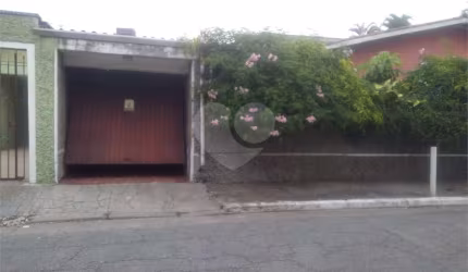 Casa térrea com 3 quartos à venda em Jardim Dom Bosco - SP