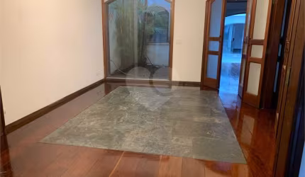 Sobrado com 4 quartos à venda ou para locação em Brooklin Paulista - SP