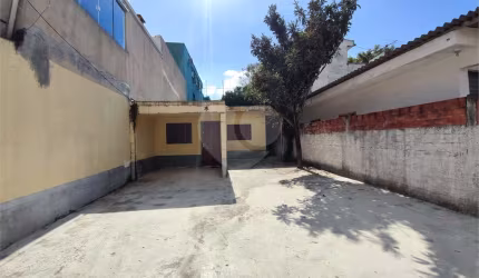 Casa de vila com 2 quartos à venda em Santo Amaro - SP