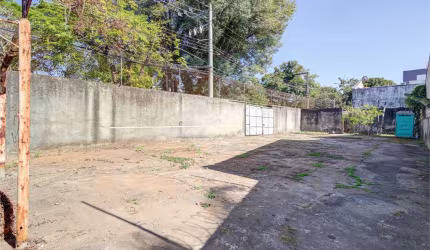 Terreno à venda em Santo Amaro - SP