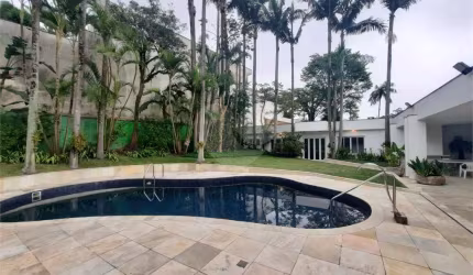 Casa com 4 quartos para locação em Jardim Dos Estados - SP