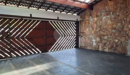 Sobrado com 4 quartos à venda em Jardim Campo Grande - SP