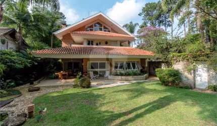 Sobrado com 4 quartos à venda em Jardim Cordeiro - SP