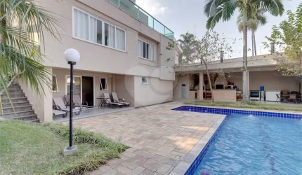 Casa com 5 quartos à venda em Jardim Marajoara - SP