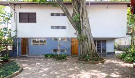 Sobrado com 4 quartos à venda em Jardim Petrópolis - SP