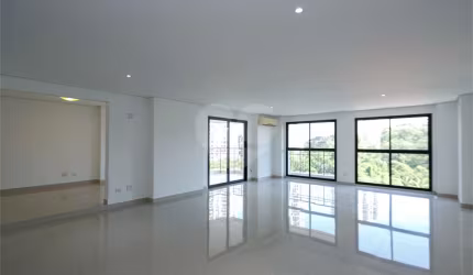 Apartamento com 4 quartos à venda ou para locação em Santo Amaro - SP