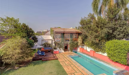 Casa de vila com 4 quartos à venda em Jardim Hípico - SP