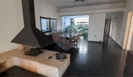 Casa térrea com 3 quartos à venda em Santo Amaro - SP