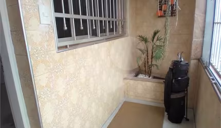 Sobrado com 4 quartos à venda em Mirandópolis - SP