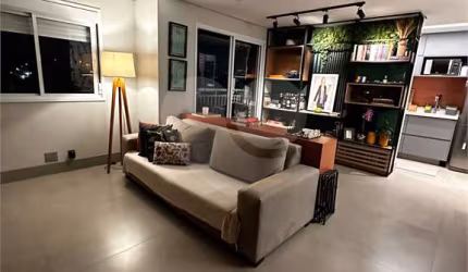Apartamento com 1 quartos à venda em Vila Isa - SP