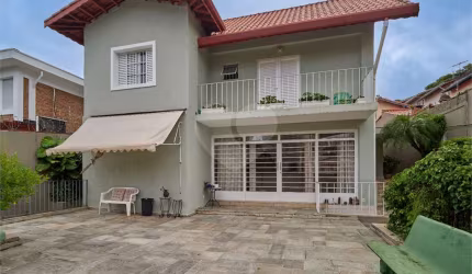 Sobrado com 4 quartos à venda em Campo Belo - SP