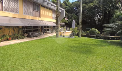 Sobrado com 5 quartos à venda em Granja Julieta - SP