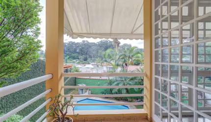 Sobrado com 4 quartos à venda em Jardim Marajoara - SP