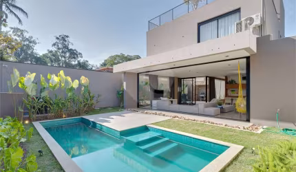 Casa de vila com 3 quartos à venda em Granja Julieta - SP