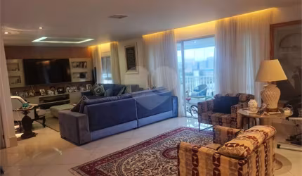 Apartamento com 3 quartos à venda em Jardim Taquaral - SP