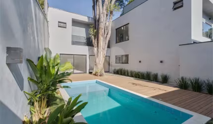 Condomínio com 4 quartos à venda em Jardim Petrópolis - SP