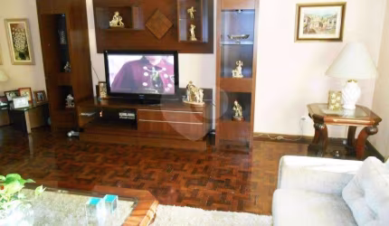 Sobrado com 4 quartos à venda em Campo Belo - SP