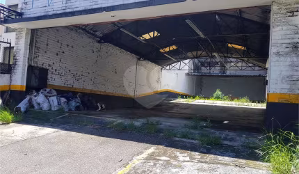 Terreno à venda em Santo Amaro - SP
