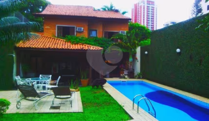 Sobrado com 4 quartos à venda em Vila Mascote - SP